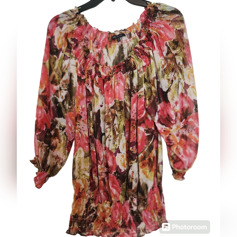 AK Anne Klein Pink Green Cream Floral Print Elasticized Hemline Sheer Blouse Med